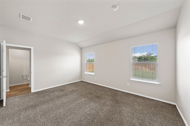 Building Photo - 6941 Guadalupe Rd