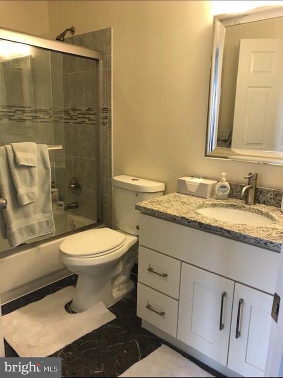 Building Photo - 20914 Rosebay Pl