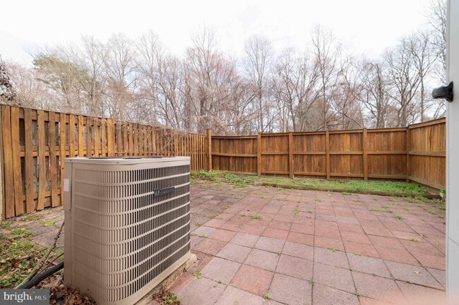 Building Photo - 5569 Caithness Ct