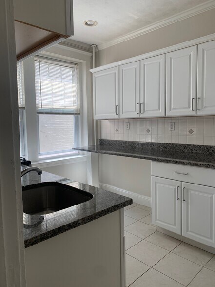 Building Photo - 339 S Huntington Ave