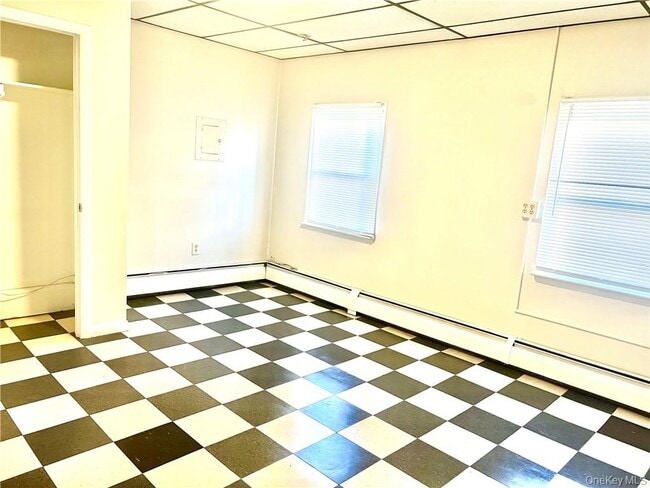 Building Photo - 58 Cottage St