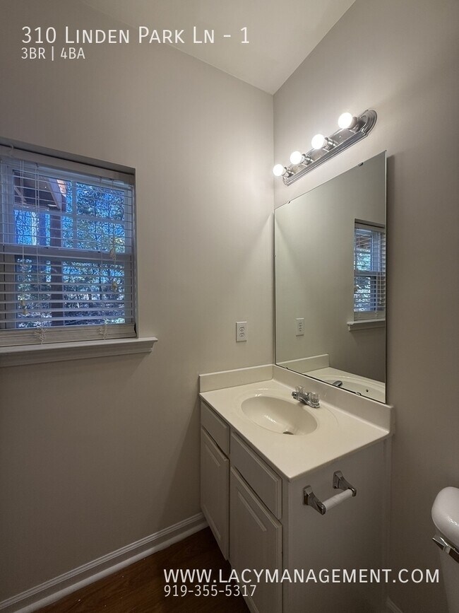 Building Photo - 310 Linden Park Ln