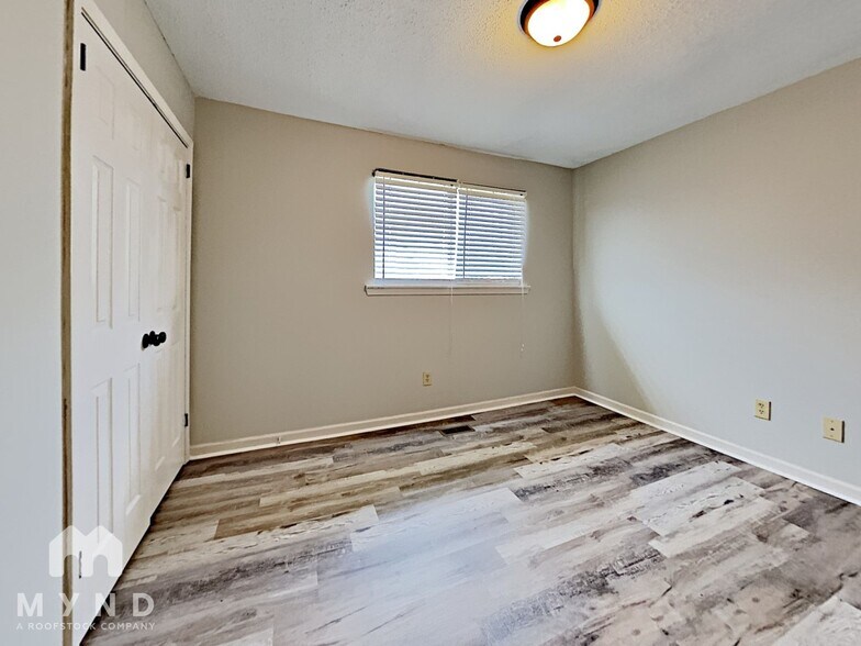 Building Photo - 2269 Belmore Ln