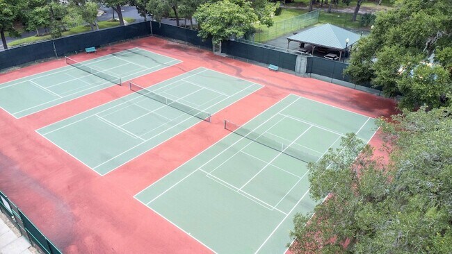 Building Photo - 54 Veronese Ct