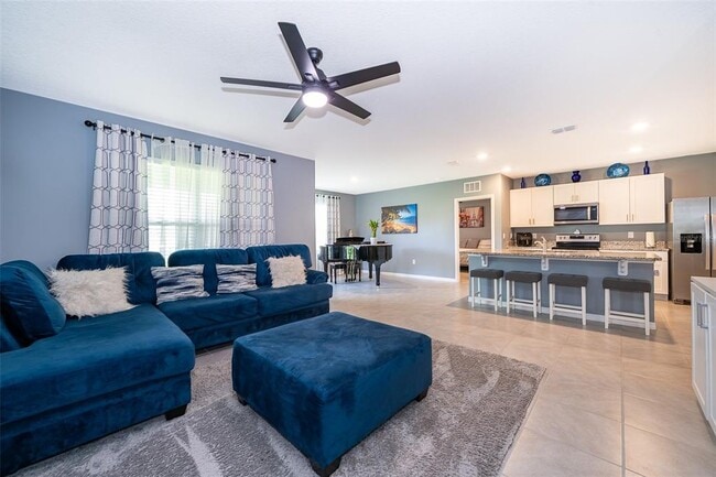 Building Photo - 531 Emily Gln St