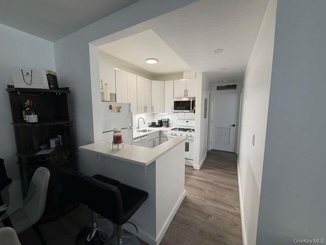 Building Photo - 1250 North Ave