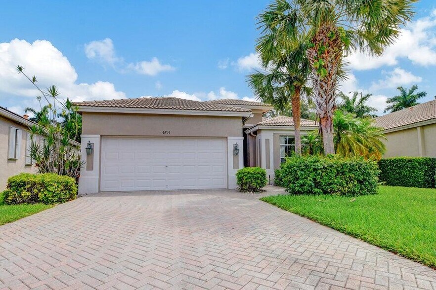 Building Photo - 6731 Southport Dr