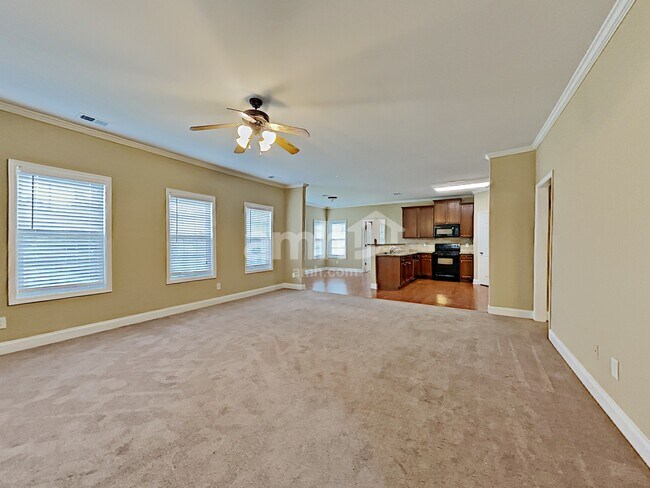 Building Photo - 731 Langley Farms Dr