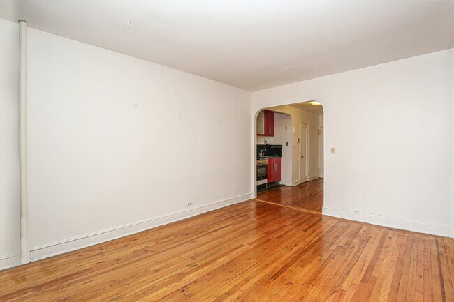 Building Photo - 363 3rd Ave