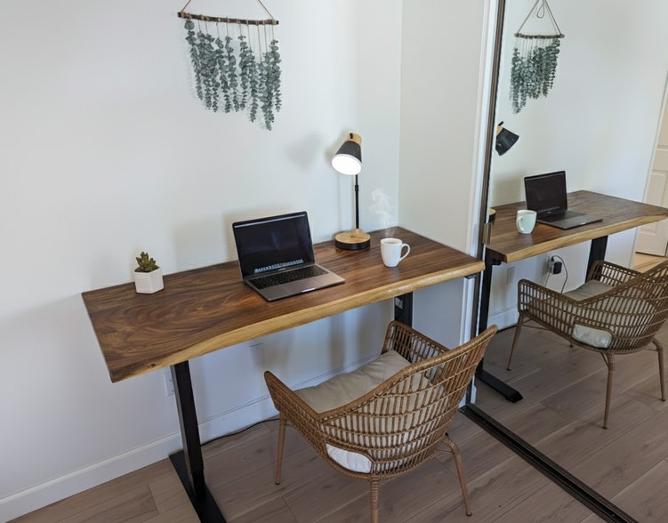 Building Photo - 1415 E Ocean Blvd