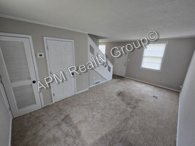Building Photo - 320 S Beltline Blvd