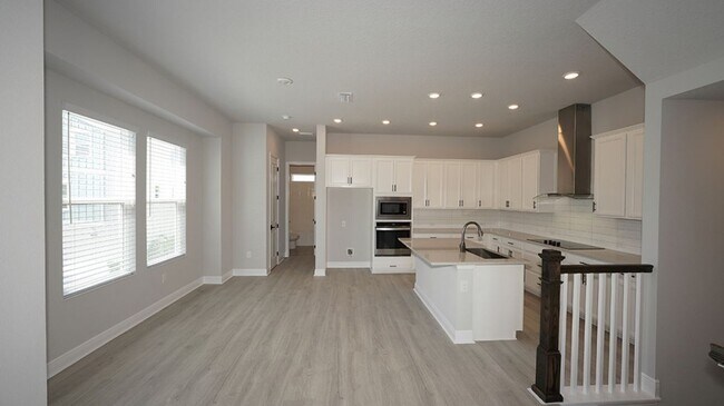 Building Photo - 407 Gowdy Rd