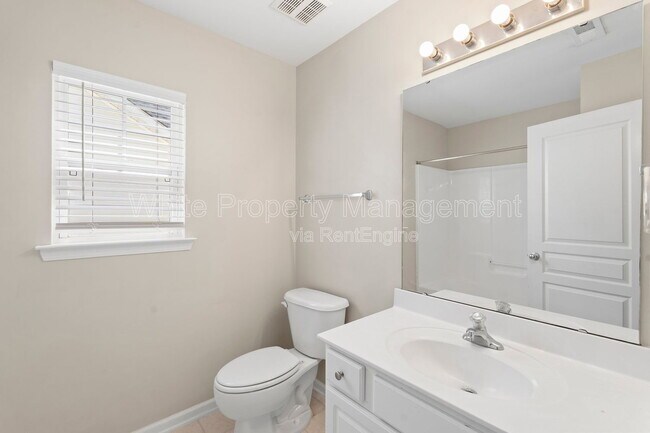 Building Photo - 1141 Hammond Dr