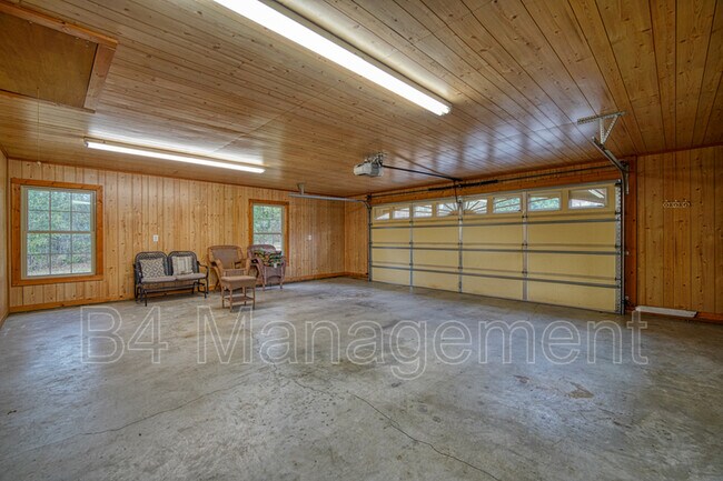 Building Photo - 336 Dancing Water Dr