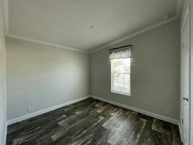 Building Photo - 116 Highland Dr