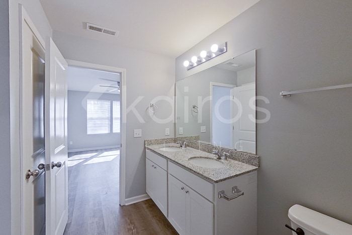 Building Photo - 2639 Provence Dr SE