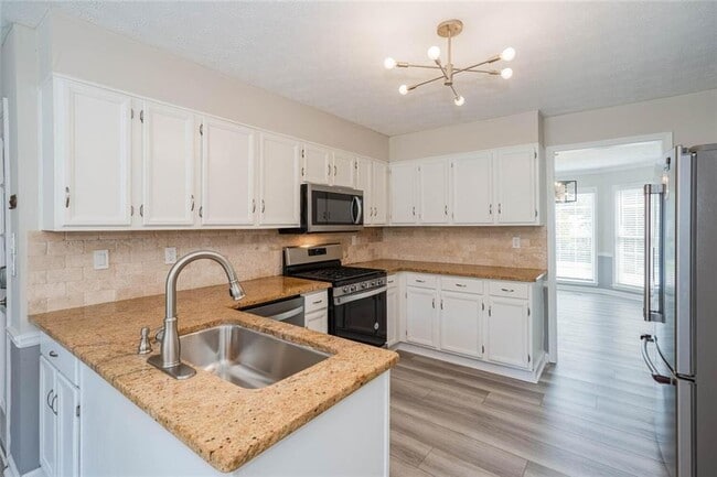 Building Photo - 3281 Mitsy Forest Way NE