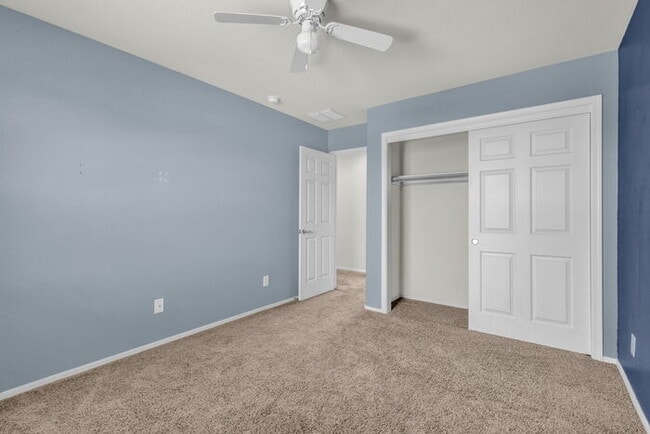 Building Photo - 5725 W Milada Dr