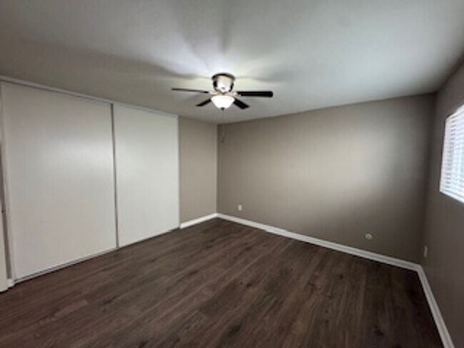 Building Photo - Charming 3 Bedroom 2 Bathroom Home Available for Rent!!