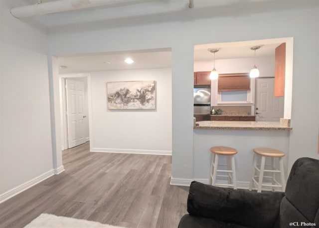 Building Photo - 4312 N Clarendon Ave