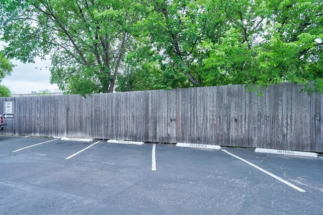 Building Photo - 7920 Rockwood Ln