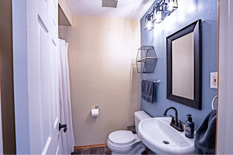 Building Photo - 24104 E Maxwell Ave