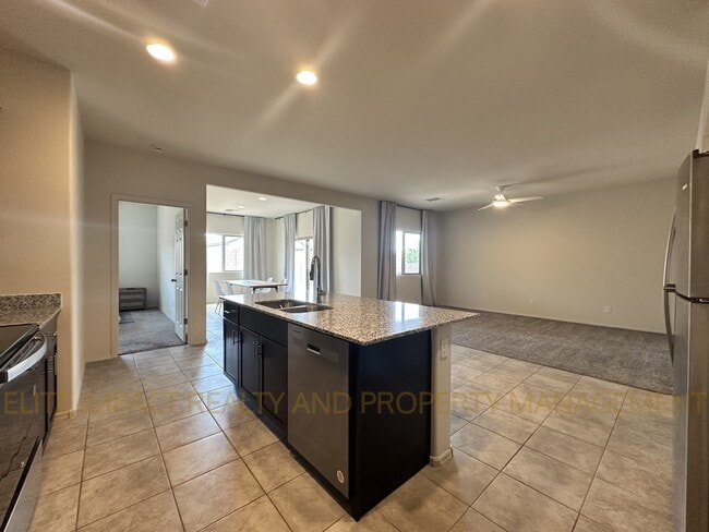 Building Photo - 6612 E Via De Los Compas