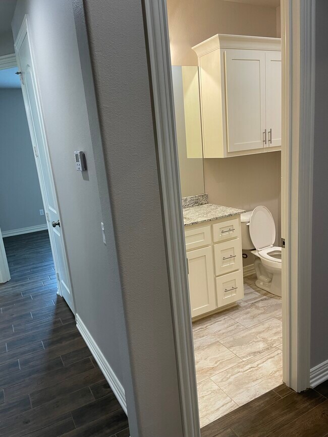 Building Photo - 3900 Gable Crest Ln