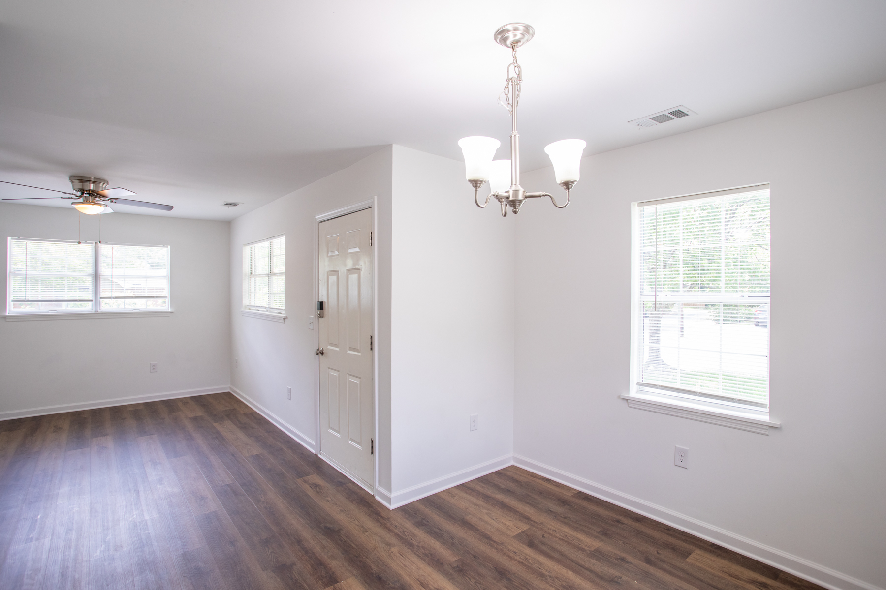 dining room - 1220 E 57th St
