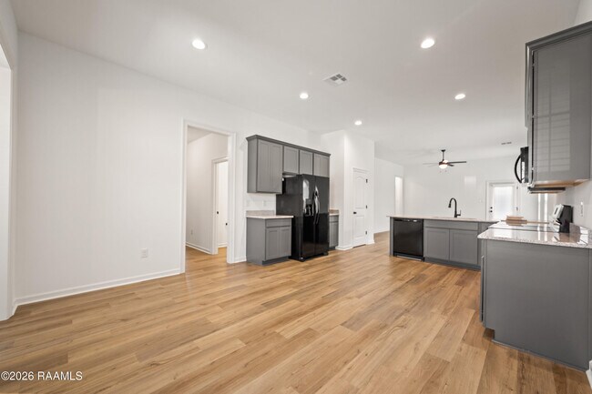 Building Photo - 218 Peppercorn Wy