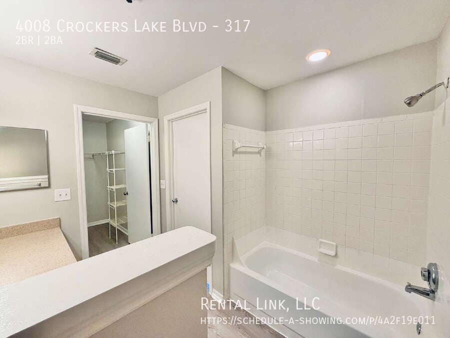 Building Photo - 4008 Crockers Lake Blvd
