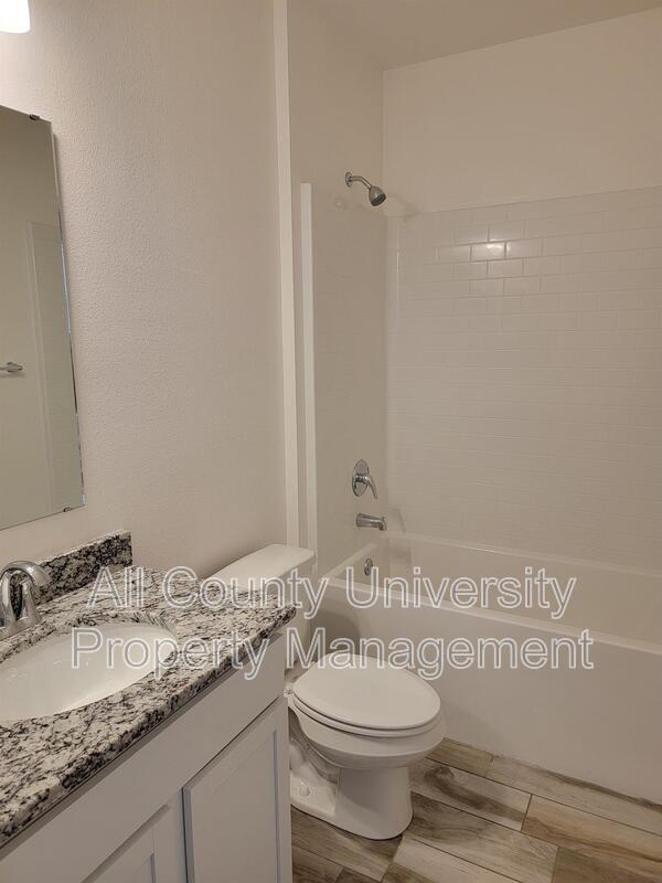 Building Photo - 2128 NW 247th Dr