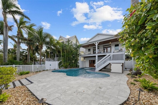 Building Photo - 12112 Lagoon Ln