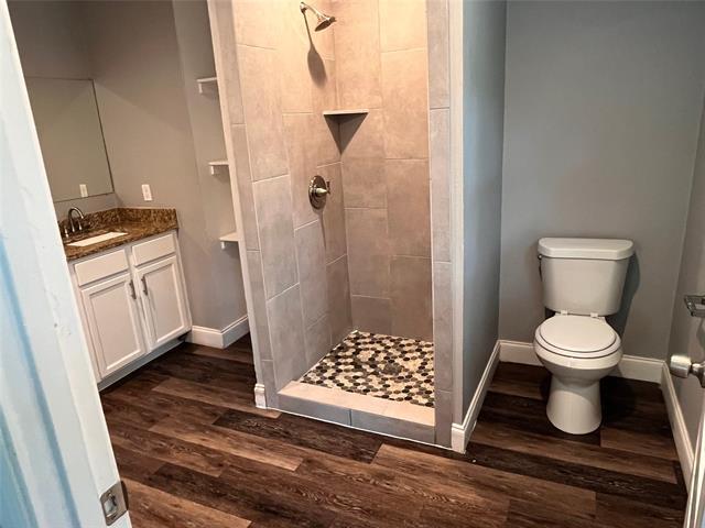 Building Photo - 105 Monroe