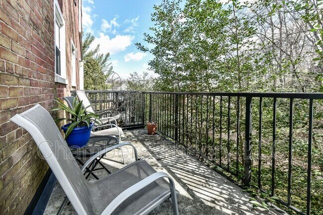 Building Photo - 4817 S 28th St