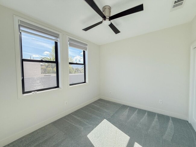 Building Photo - Newer Modern Single Family Home With Cupertino Schools