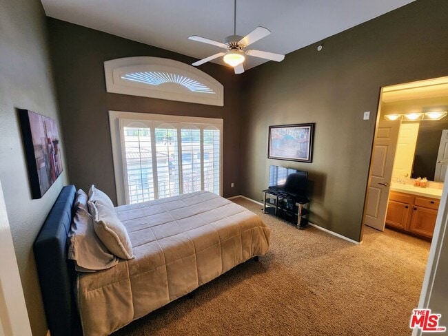 Building Photo - 5240 Premiere Hls Dr