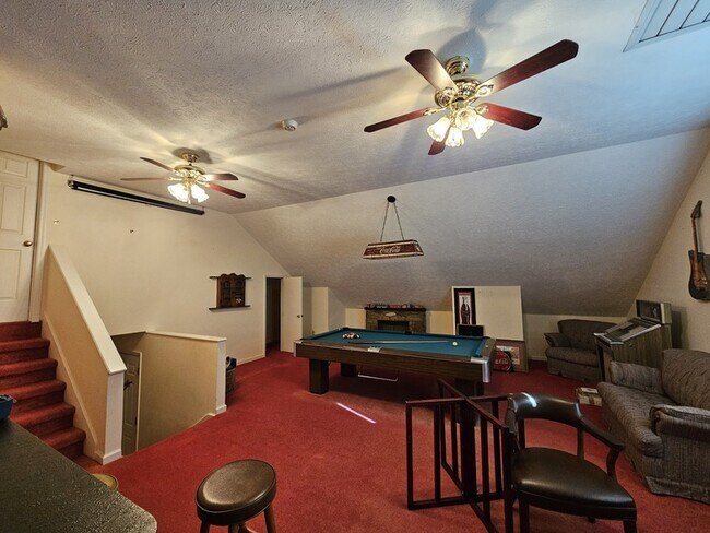 Building Photo - 1876 S Mt Juliet Rd