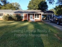 Building Photo - 656 Bost St