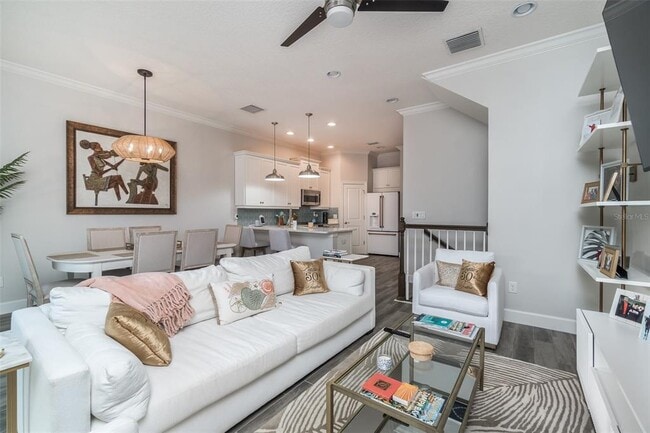 Building Photo - 3162 Moorings Dr S