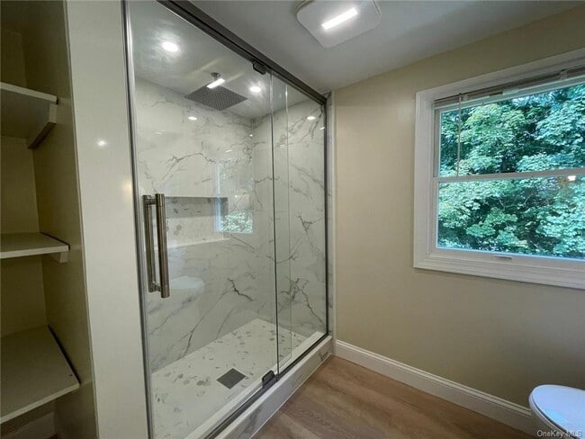 Building Photo - 17 Catskill Ave