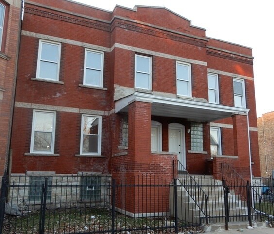 Primary Photo - 618 N Parkside Ave