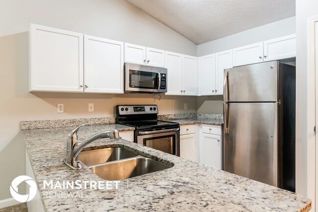 Building Photo - 234 Bainbridge Cir