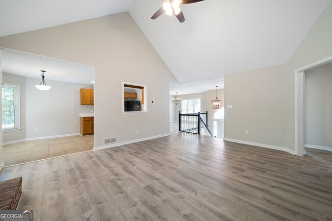 Building Photo - 33 Stevenson Point