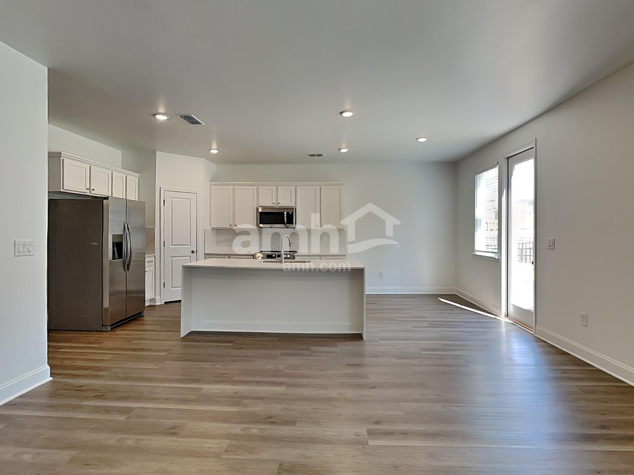 Building Photo - 955 Carnelian Ln