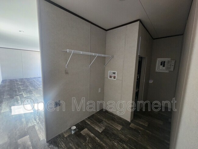 Building Photo - 3 Willowhaven Ct