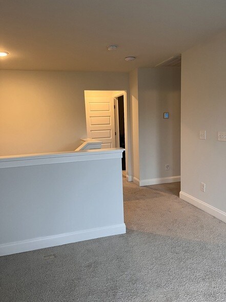 Building Photo - 1126 Carlisle Pl