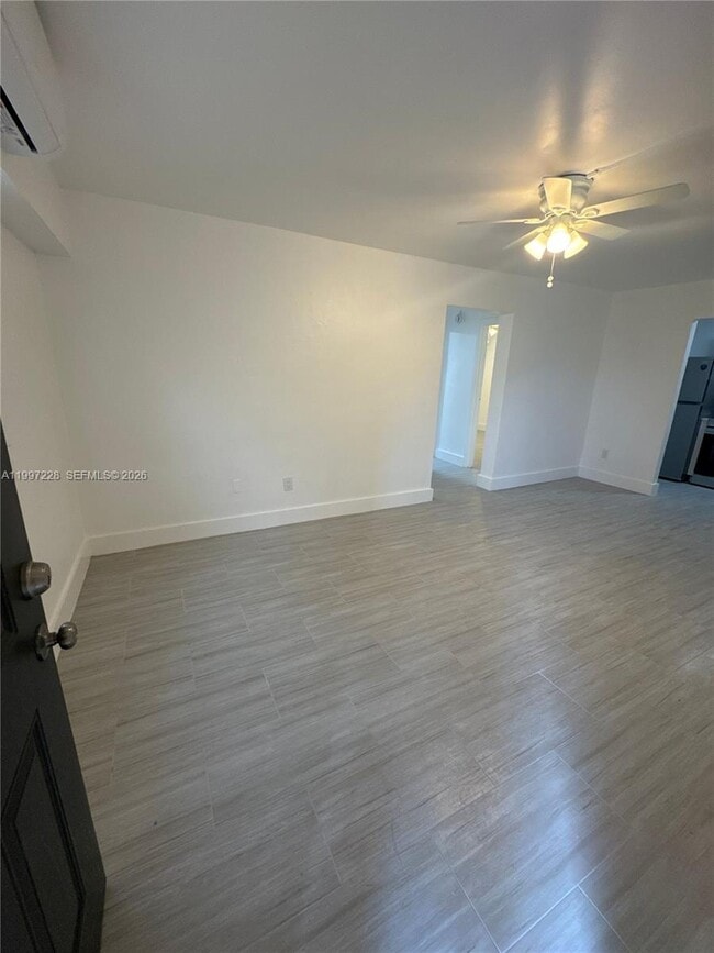 Building Photo - 649 SW 7th St