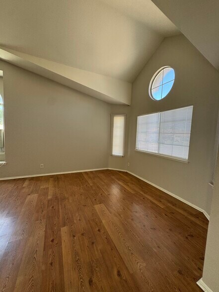 Building Photo - 1188 Don Carlos Ct