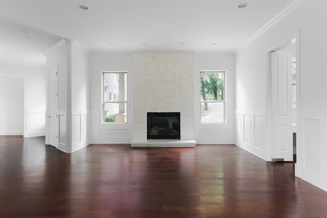 Building Photo - 506 Konstanty Cir